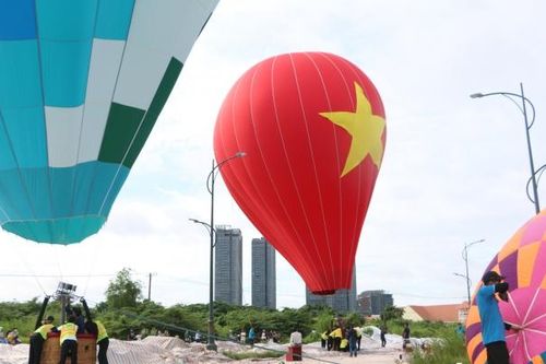 Sau 4 ngày nghỉ lễ, ngành du lịch TP HCM thu về gần 2.900 tỷ đồng