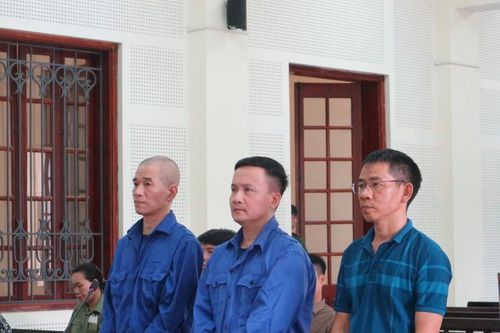 Chiếm đoạt hơn 7 tỷ bằng thủ đoạn lừa mua đất đấu giá, sang tên, tách bìa đất