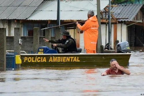 Brazil: Lốc xoáy khiến 21 người thiệt mạng, hàng nghìn người phải di dời