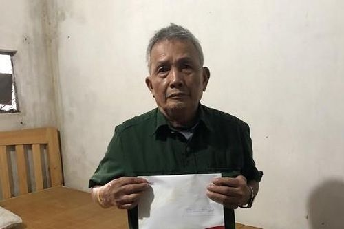 Trao hơn 59 triệu đồng đến gia đình có 2 cha con mắc bệnh ung thư
