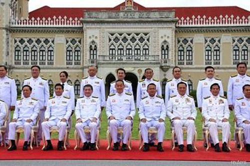 Chính phủ mới của Thái Lan tuyên thệ nhậm chức
