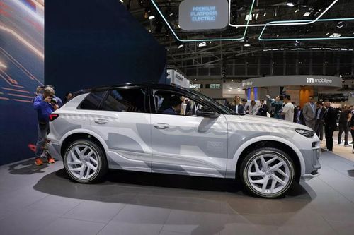 Khám phá Audi Q6 E-Tron 2025 vừa ra mắt: Thiết kế ấn tượng, ngập tràn công nghệ