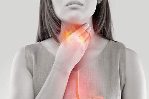 Vừa đau họng vừa đau tai là bệnh gì?