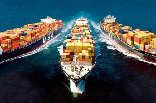 Cổ phiếu vận tải biển 'bừng sáng' trước đề xuất tăng giá dịch vụ xếp dỡ container