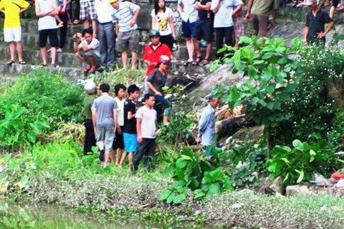 Tìm nhân chứng liên quan đến nam giới tử vong ở bãi sông Hồng