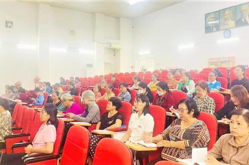 Hội Liên hiệp Phụ nữ TP. Châu Đốc tập huấn, bồi dưỡng nghiệp vụ cho cán bộ cơ sở
