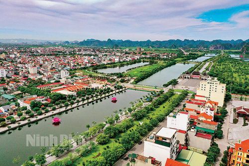 Ninh Bình hướng đến xây dựng 'Đô thị Cố đô - Di sản'