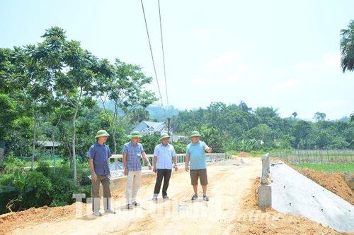 Học Bác dám nghĩ, dám làm