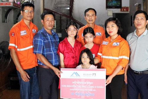 Công ty Núi Pháo đồng hành cùng học sinh Đại Từ