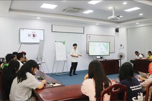 Văn thơ Trẻ và những trại hè sáng tạo
