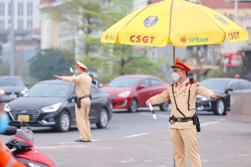 4 trường hợp cảnh sát giao thông được yêu cầu dừng xe từ ngày 15/9