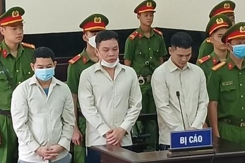 Lãnh án chung thân vì giết người trong quán
