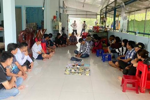Bắt 23 đối tượng từ 3 tỉnh đến xã cù lao lắc tài xỉu