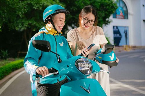 Giải mã sự lên ngôi của xe máy điện trong ngành vận chuyển, gọi xe