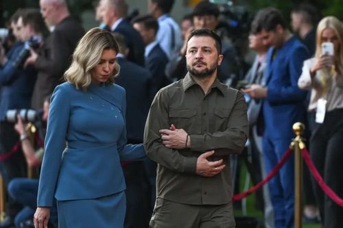 Đệ nhất phu nhân Ukraine: 'Dù có thể hơi ích kỷ, nhưng tôi cần chồng mình'