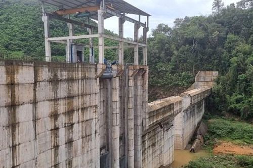 Thủy điện Suối Choang chậm tiến độ