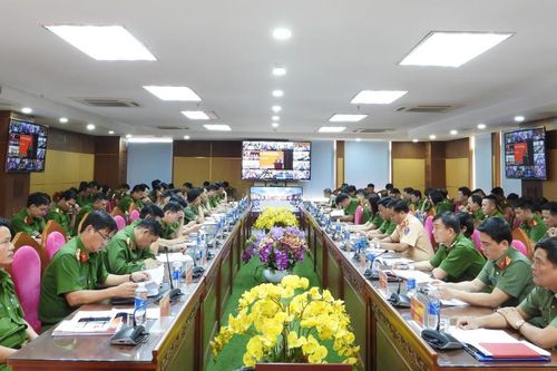 Nâng cao kiến thức, kỹ năng chuyển đổi số trong Công an nhân dân