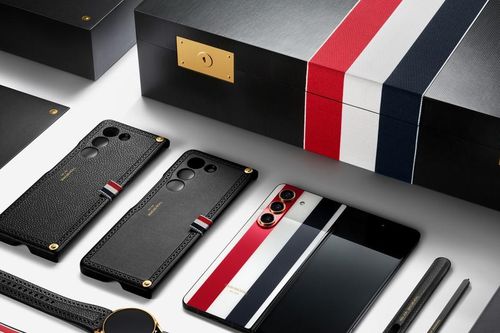 Samsung kết hợp với Thom Browne, ra mắt phiên bản giới hạn Galaxy Z Fold5 Thom Browne, giá 86 triệu đồng