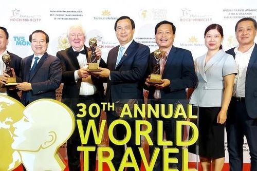Cục Du lịch quốc gia Việt Nam lần thứ tư liên tiếp nhận giải thưởng hàng đầu châu Á