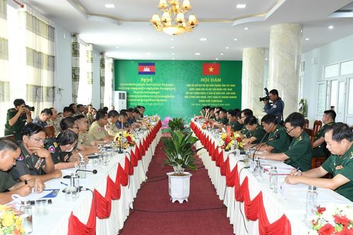Hội đàm công tác phối hợp quản lý, bảo vệ biên giới