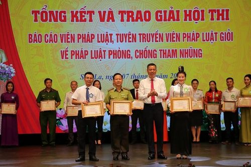 Sơn La: Tổng kết và trao giải Hội thi báo cáo viên, tuyên truyền pháp luật phòng, chống tham nhũng