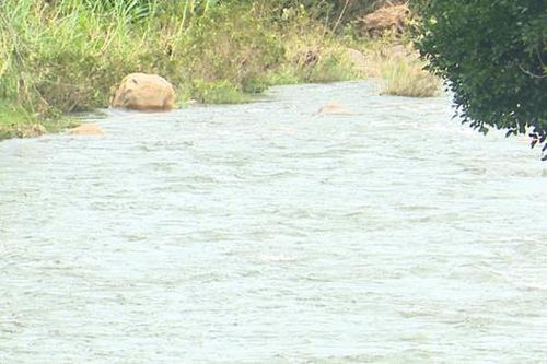 Tìm thấy thi thể bé gái đi hái măng bị lũ quét cuốn trôi ở Đắk Lắk
