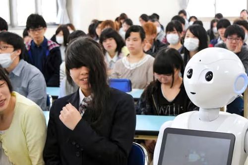Thành phố Nhật dùng robot đối phó tình trạng học sinh trốn học