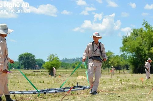 Tỉnh Quảng Trị chia sẻ kinh nghiệm hoạt động khắc phục hậu quả bom mìn với tỉnh Nghệ An