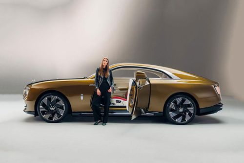 Rolls-Royce Spectre ra mắt tại Malaysia với giá hơn 10 tỷ đồng, chờ ngày về Việt Nam