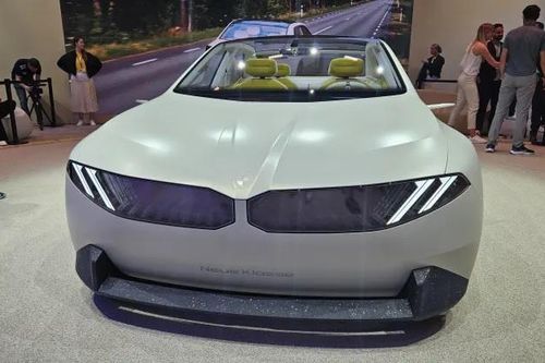 BMW sử dụng công nghệ đám mây của Amazon để phát triển hệ thống hỗ trợ lái cho xe điện