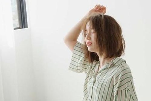 Phụ nữ khi ngủ có 4 dấu hiệu này chứng tỏ cơ thể đang lão hóa rất nhanh