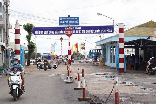 Trở lại bến phà xưa