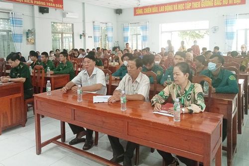 Cảnh giác chiêu trò 'việc nhẹ lương cao' cho cư dân biên giới