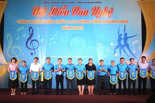 Khai mạc Hội diễn văn nghệ công nhân, viên chức, lao động tỉnh năm 2023