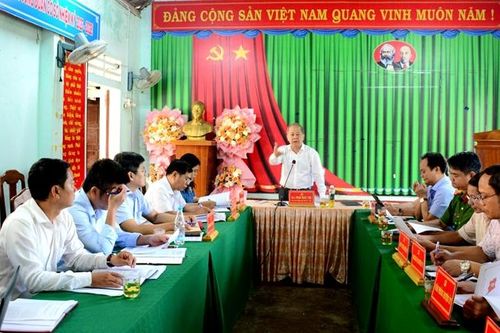 Khơi dậy ý chí của người dân, chủ động vươn lên thoát nghèo