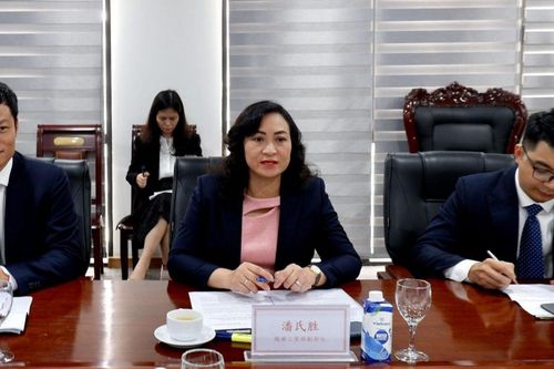 Bộ Công Thương đề nghị Chiết Giang (Trung Quốc) tăng cường hợp tác sản xuất phụ tùng ô tô, xe máy