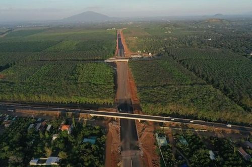 Điểm tin Môi trường ngày 7/9: Cao tốc Dầu Giây – Phan Thiết chìm trong khói trắng