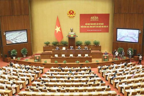 Quyết tâm đưa luật, nghị quyết vào cuộc sống