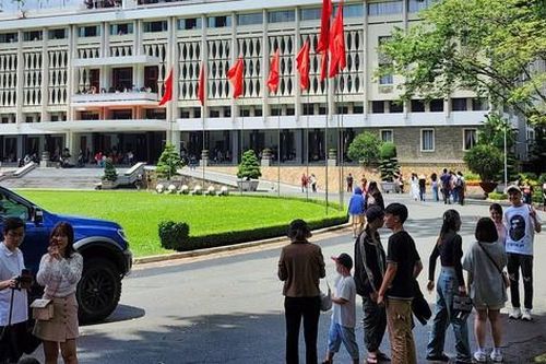 Đón gần 1 triệu lượt khách du lịch dịp 2/9, Thành phố Hồ Chí Minh thu về gần 3.000 tỉ đồng