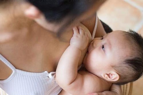 Nhận diện trẻ sơ sinh chậm tăng cân và cách khắc phục