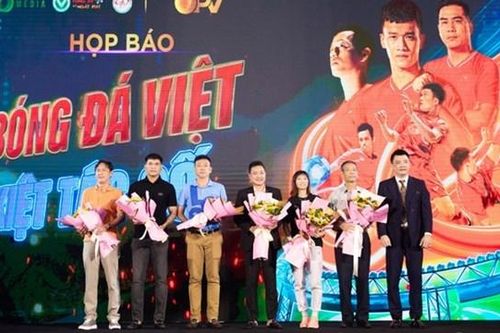 Người hâm mộ sẽ gặp lại HLV Henrique Calisto