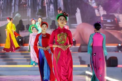 Hà Nội tổ chức Lễ hội áo dài du lịch vào tháng 10/2023