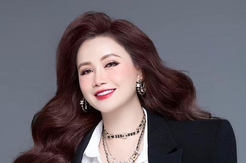'Làng trong phố' đến hồi kết, 'cô Lệ' Hoàng Yến nói về nhận xét chuyên vai 'đong giai'