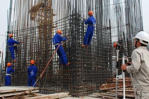 Giới hạn trách nhiệm bảo hiểm bắt buộc với người lao động trên công trường là 100 triệu đồng/người/vụ