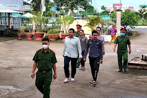 Phạt tù nhóm ngư phủ Cà Mau hành hạ bạn tàu khai thác biển