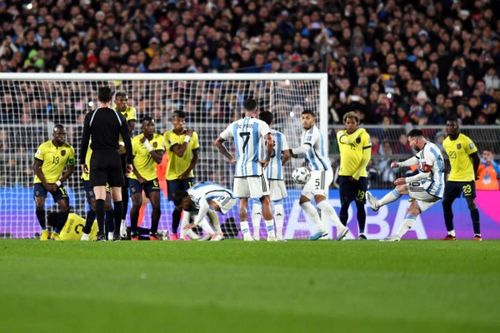 Vòng loại World Cup khu vực Nam Mỹ: Messi giúp Argentina giữ trọn 3 điểm ở lại sân nhà