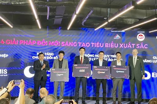 VNPT HKD và OneSME được vinh danh là giải pháp đổi mới sáng tạo Việt Nam 2023