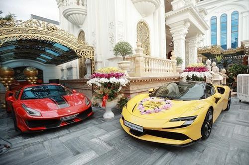 'Soi' cặp đôi siêu xe Ferrari hơn 80 tỷ đồng của Hoàng Kim Khánh