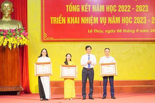 Ngành Giáo dục Lệ Thủy tiếp tục duy trì chất lượng toàn diện