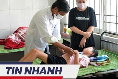 TIN NHANH: 25 học sinh nhập viện sau ăn vặt ở cổng trường; Bất ngờ ở tòa phúc thẩm xử Trang 'Nemo'